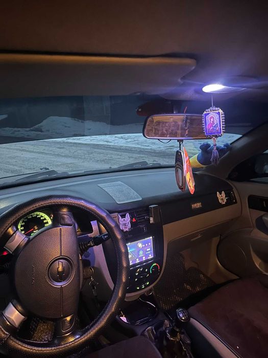 Шевролє лачеті 2008