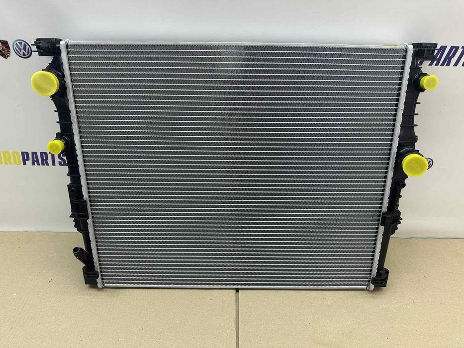 BMW G30 G11 G12 Радиатор охлаждения Радиаторы Нові 530 540 730 740