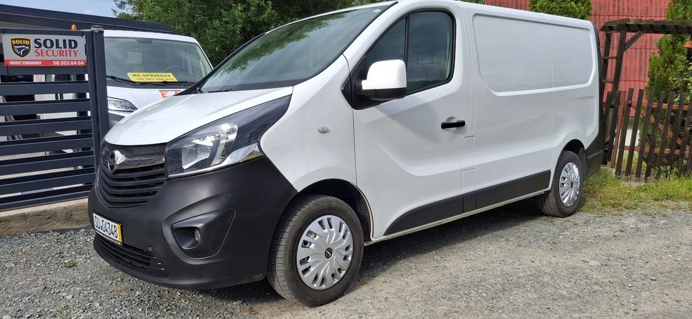 Opel Vivaro  1właściciel transporter 1,6 D 120kM