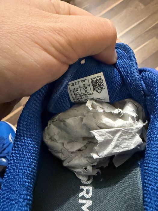 Новые ОРИГИНАЛ оригінал кроссовки кросівки Saucony Axon 3