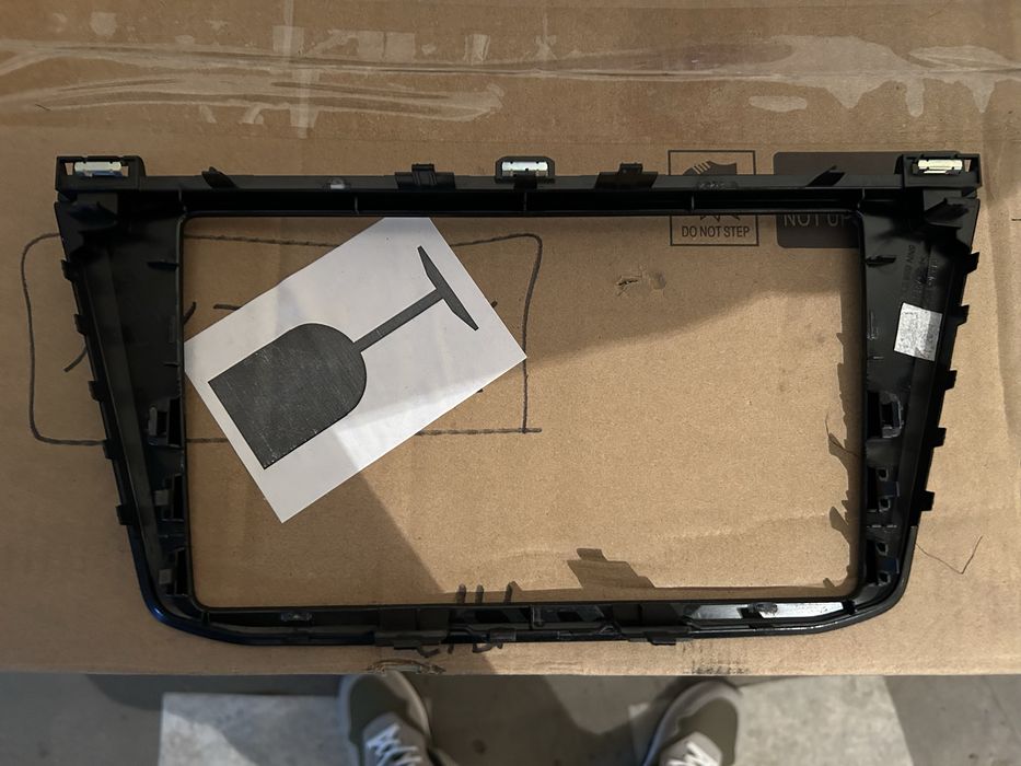 Приборная панель Тигуан SEL 2019