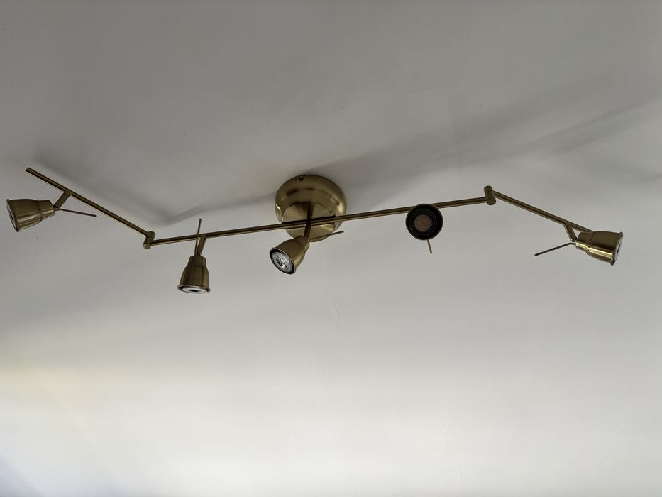 Candeeiro usado e em bom estado