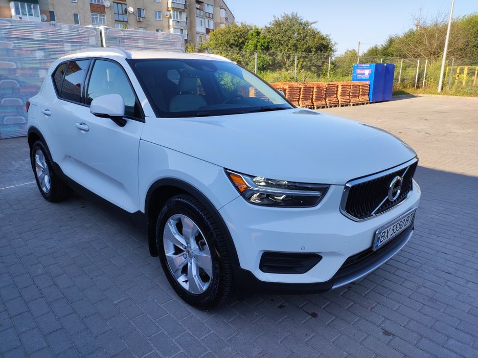 VOLVO XC-40, 2019, 2.0 бензин, АКПП.