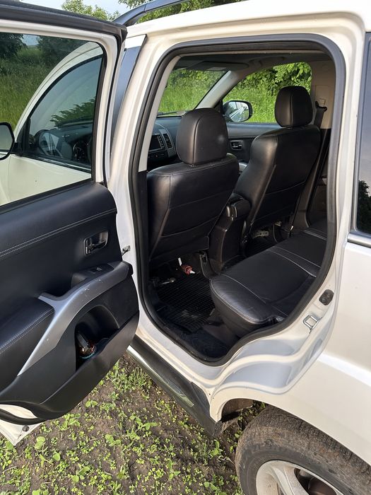 Mitsubishi outlender xl