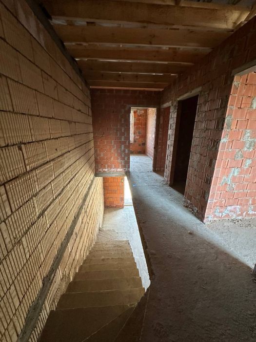 Центр Бучі- Таунхаус з газом та центральними комунікаціями!