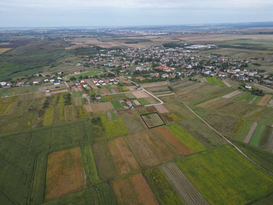 Продаж земельної  ділянки с.Керниця, вулиця Шухевича, 5а. до Львова 25 км. Загальна площа 12 сотих.