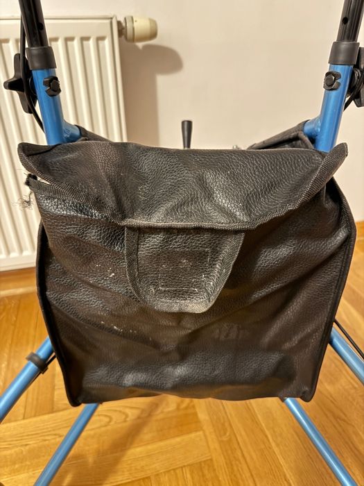 Podpórka trójkołowa Care