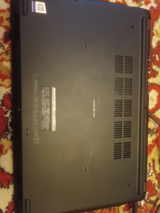 15,6" dell latitude 3580(i5-7200U,video r5-m330 2gb,ddr4 8gb,ssd m2 12