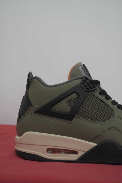 Air Jordan 4 Retro  Undefeated