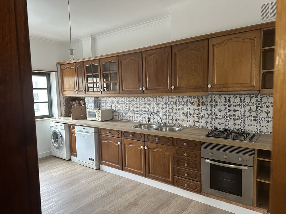 T2 Mem Martins Ouressa Sintra