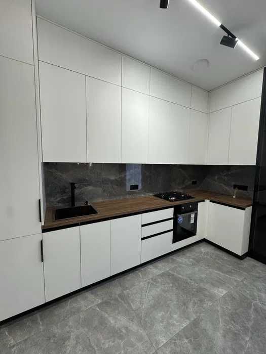 Продаж Одноповерхового Будинку з Новим ремонтом 106м2 на 4.5 сот. ГАЗ