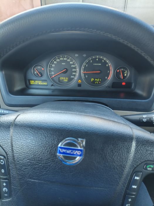 Авто Вольво хс70