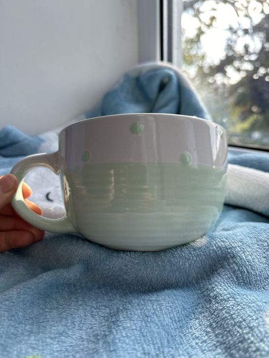 Большая чашка и Сахарница