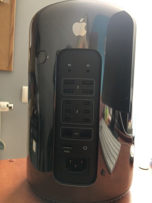 Apple MAC PRO A1481 6.1 Xeon E5 3.7GHz 12GB