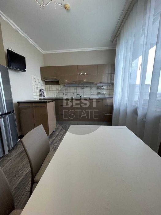 Центр! ЖК "Пионер", ул.Тринклера 9. Сумской рынок,метро "Университет"