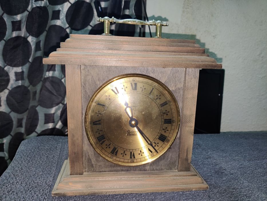 Vendo relógios antigo vintage