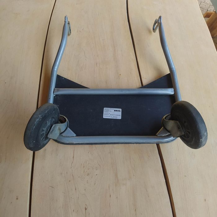 Dostawka do wózka marki BRIO