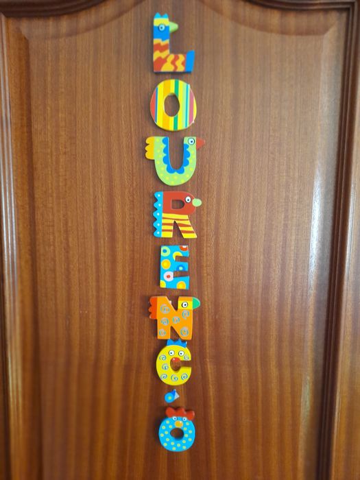 Lourenço - Letras em madeira