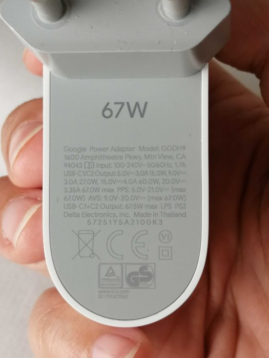 Google Pixel 10A (Março 2026) + Pack de protecção e carregamento | Como Novo