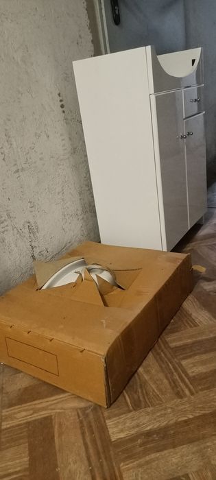 Nowa umywalka do łazienki