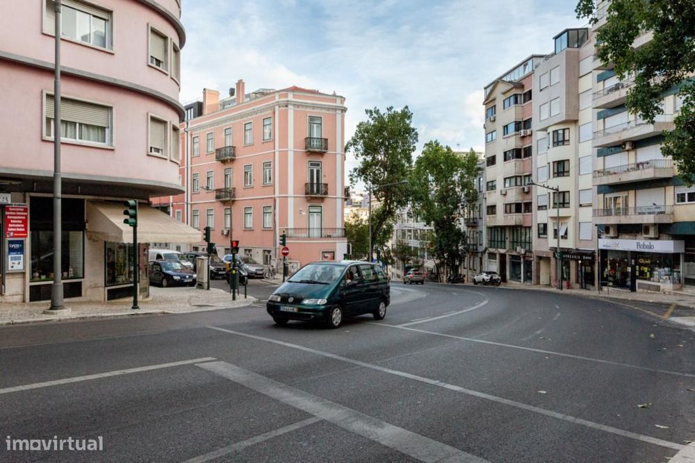 Quarto - localizado em Picoas Lisbon