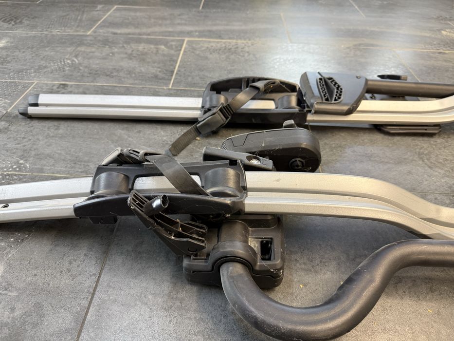 Uchwyt na bagaznik dachowy na rower thule 598