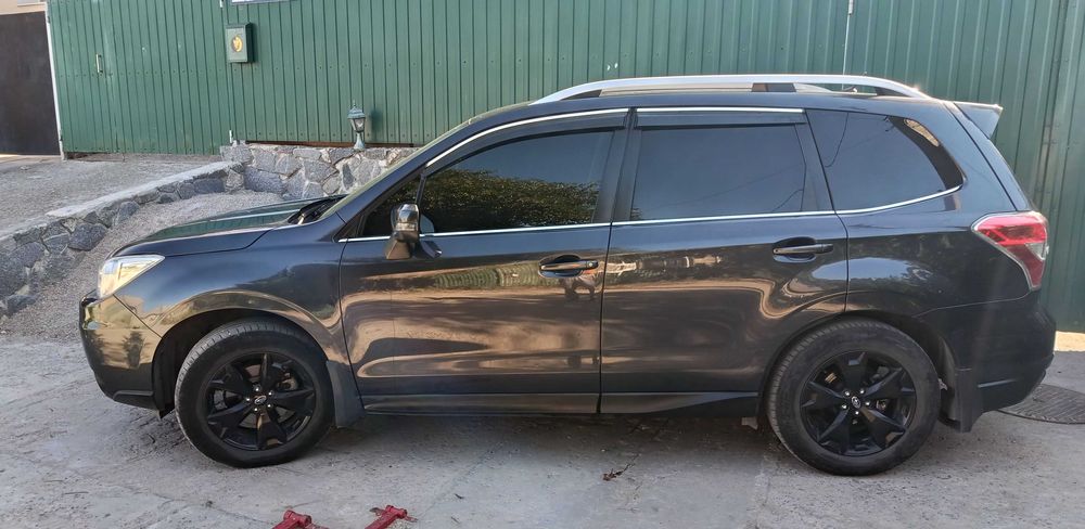 Subaru Forester 2014 official