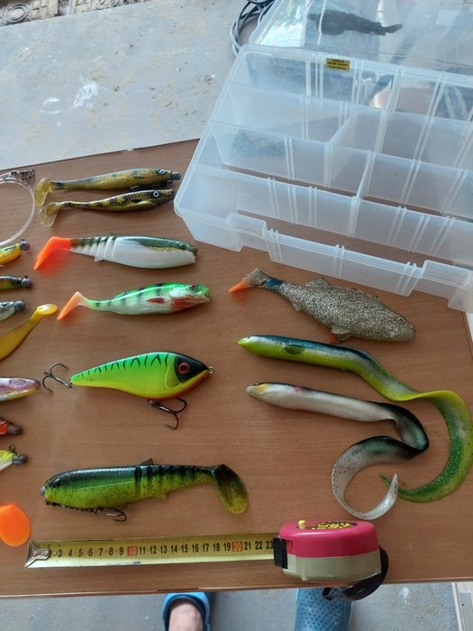 Przynety szczupakowe 12-20cm + pudełko