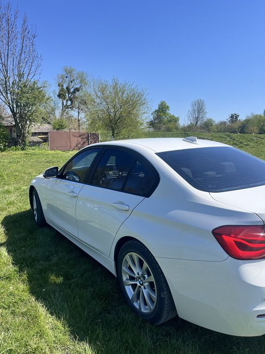 Продам BMW 320I (2016р)