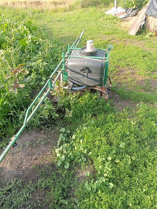 Продам оприскувач до Т-25