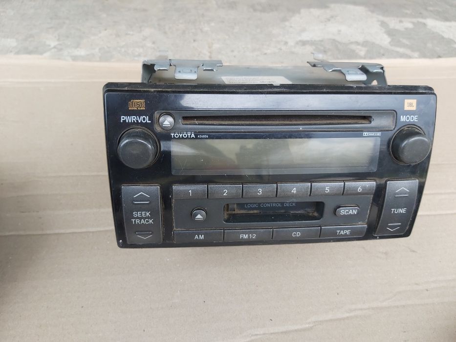 Автомагнитола Toyota и оригинальная аудиосистема премиум JBL Toyota Camry 30