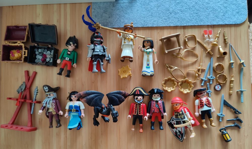 Bonecos Playmobil