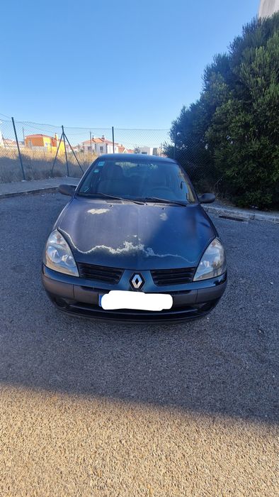 Renault Clio 1.2cc  2004
