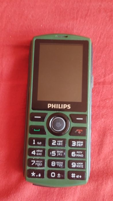 Мобильный телефон Phillips Xenium E218