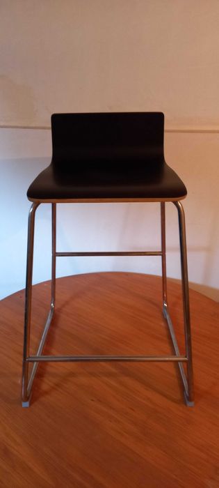 Sprzedam 2 hokery barowe