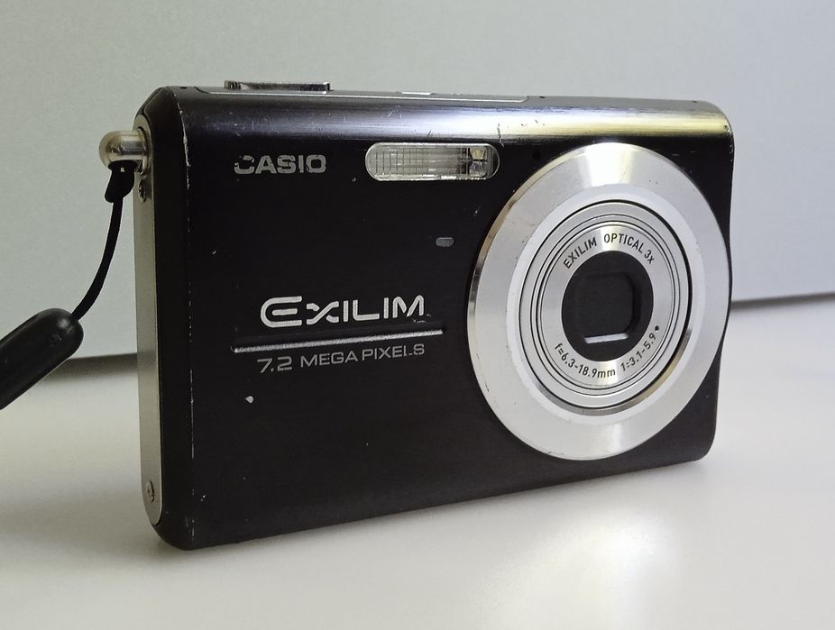 Aparat cyfrowy Casio Exilim EX-Z75