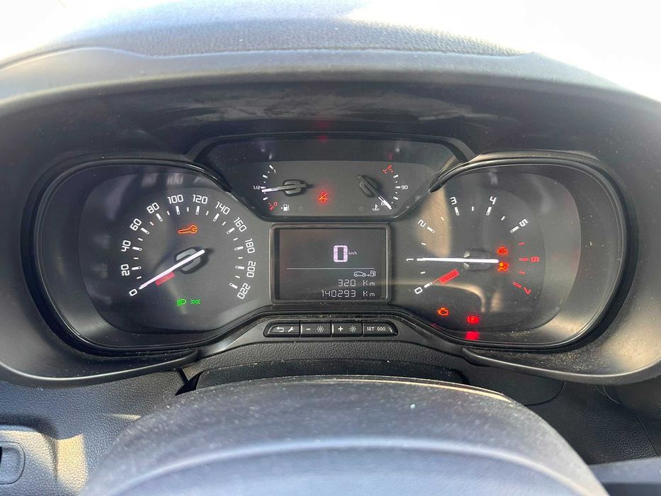 Citroën Berlingo 1.5 BLUEHDI 100 de 2021 Salvado
