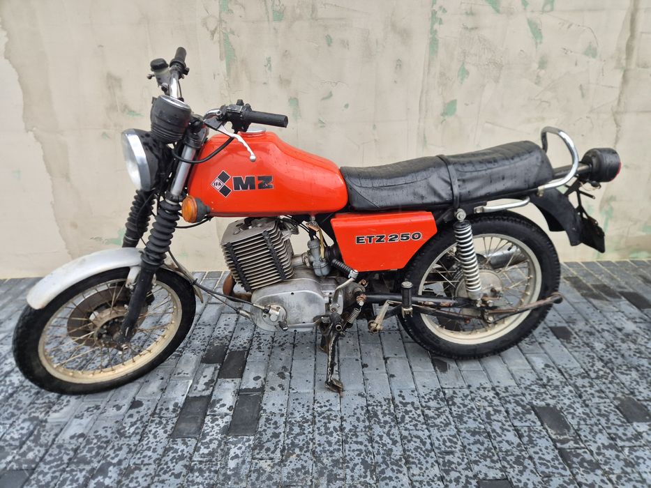 Mz