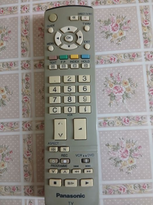 Продам телевізор PANASONIC у робочому стані.