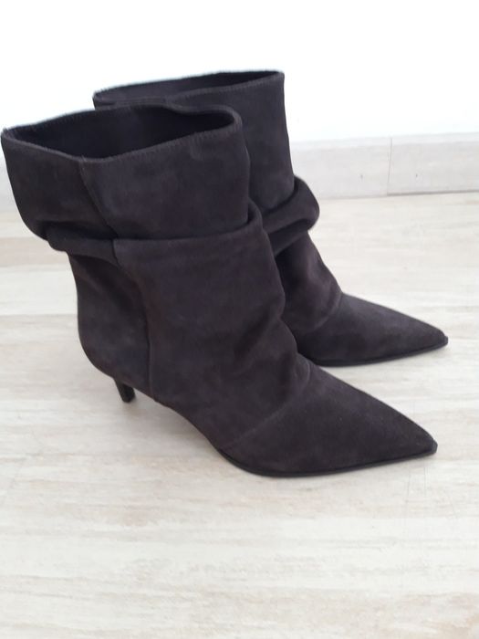 Botas castanhas da Stradivarius