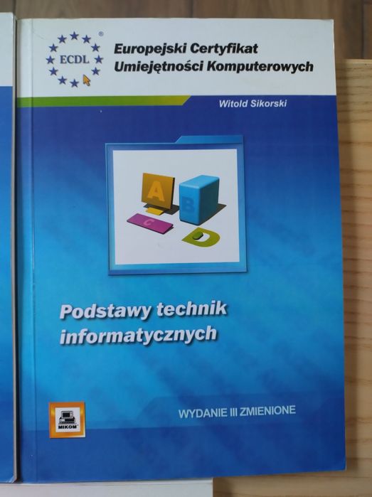 Stare ksiąźki ECDL