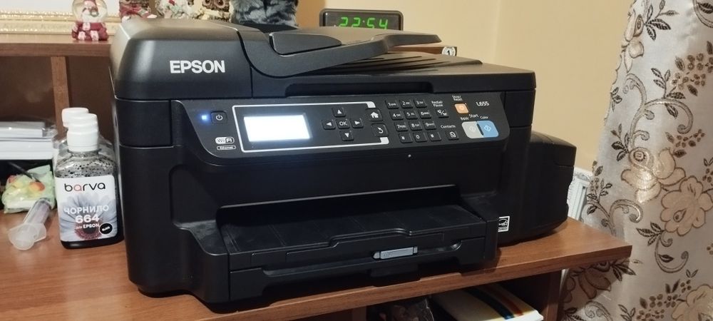 Epson L655 повністю справний принтер з можливістю підключення по WiFi