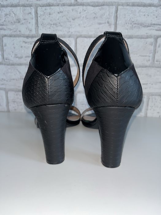 Buty/sandały na obcasie damskie NEXT 40
