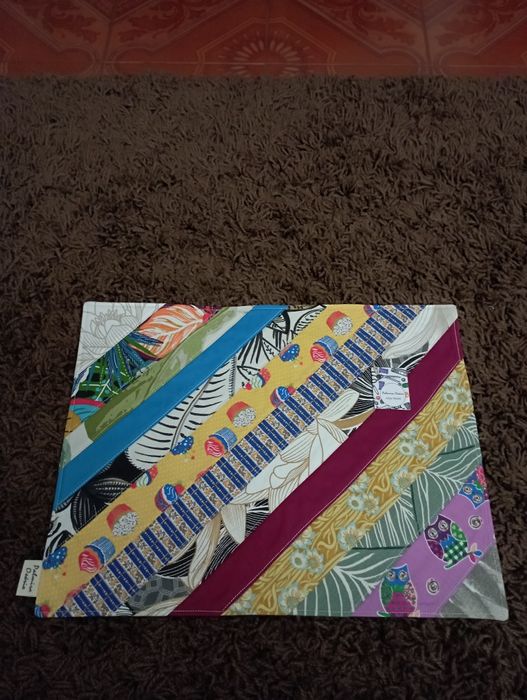 7 Individuais em Patchwork, forrados. s