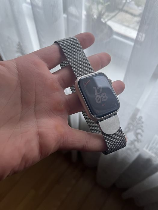 Apple watch 8 100% батарея 41mm