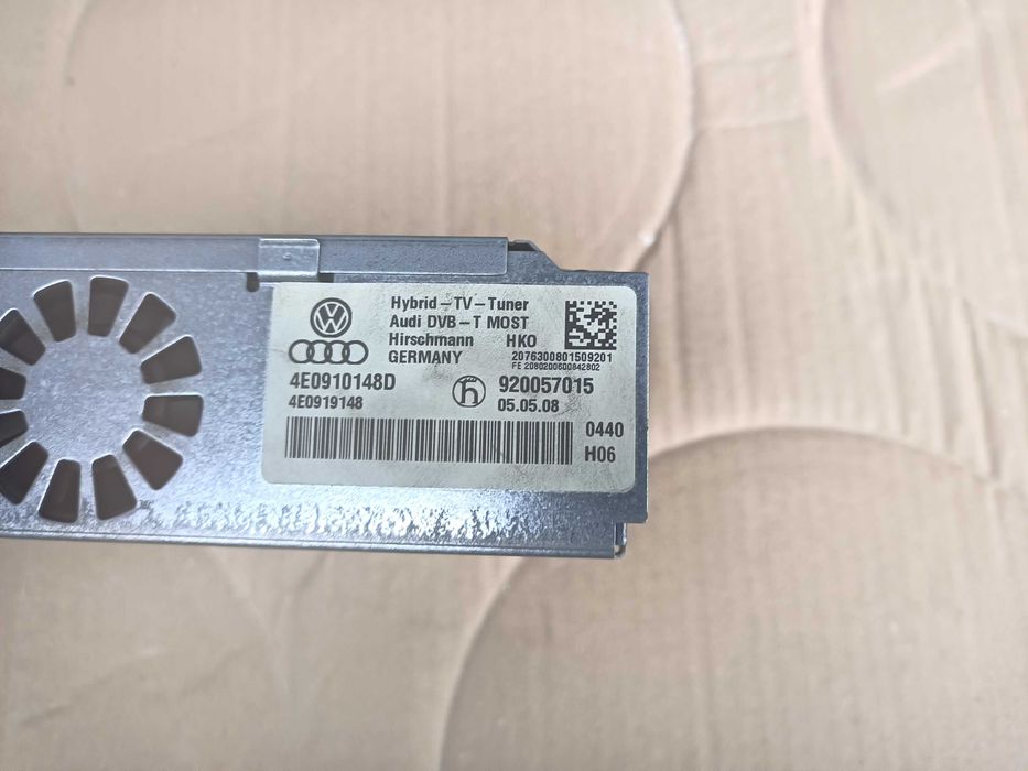Tuner TV Audi a4 b8 4E090148D