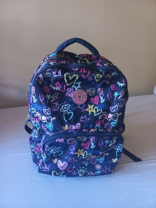Mochila escolar média