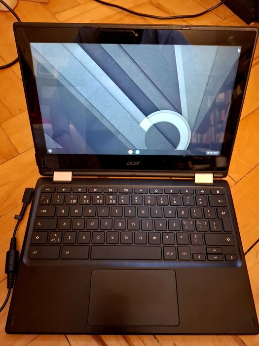 Acer Chromebook C738T 11,6" dotykowy 2w1 – mały i poręczny