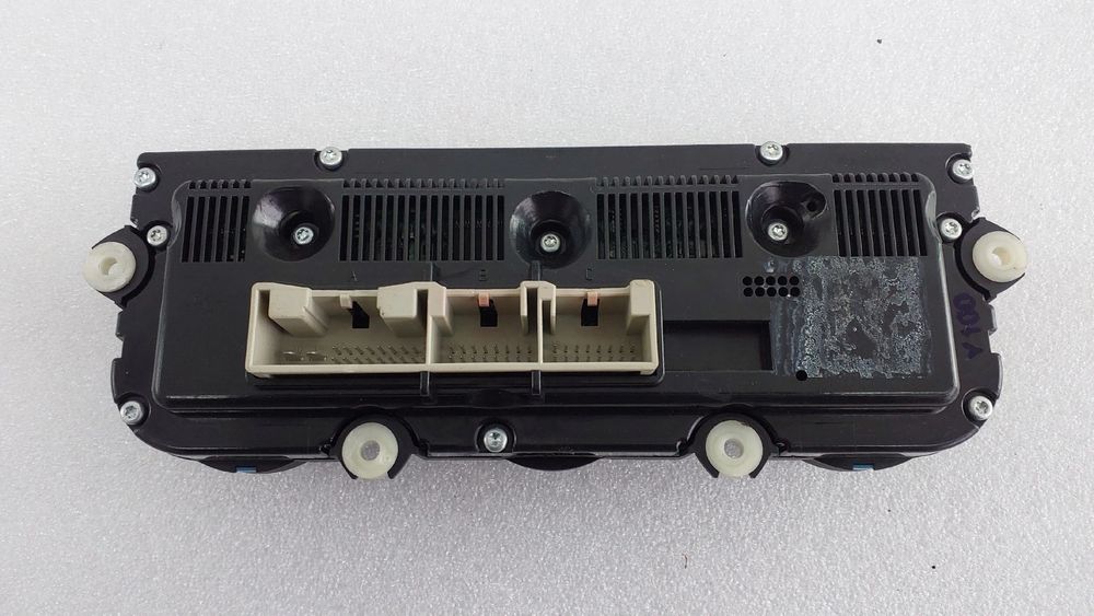 Comando chauffage / sofagem VOLKSWAGEN Golf V (1K1)