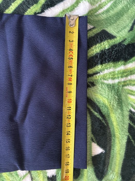 Nowe eleganckie spodnie granatowe